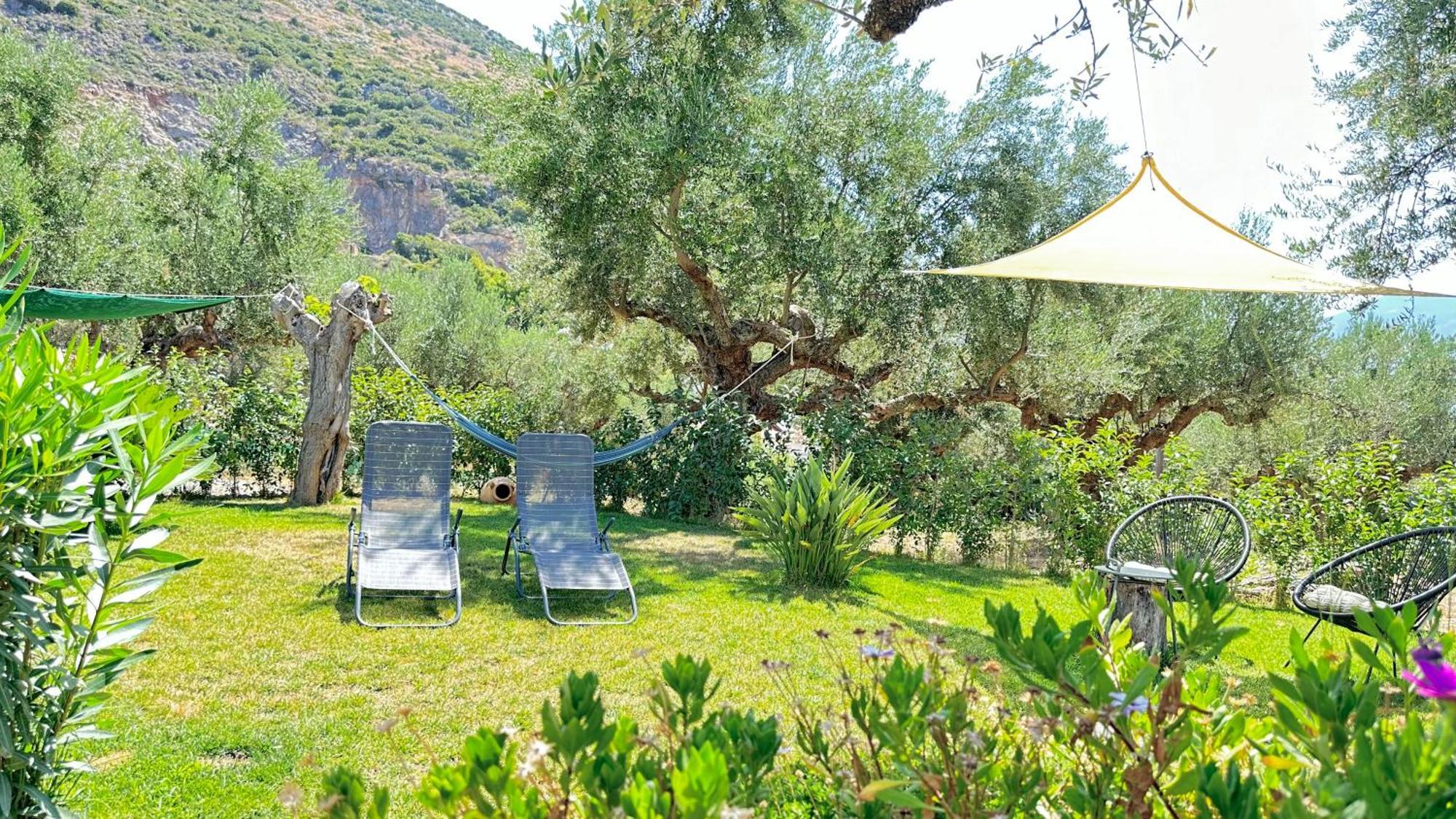 The Secret Garden At Villa Georgia Kalamata Dış mekan fotoğraf